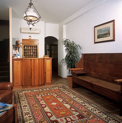 Hotel Restaurant Atrachjata Aleria  Interior photo